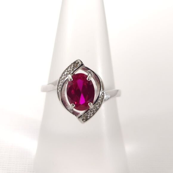 Ruby 1.5 Carats Ring Sterling Silver Size 7-1/2 - Picture 8 of 10